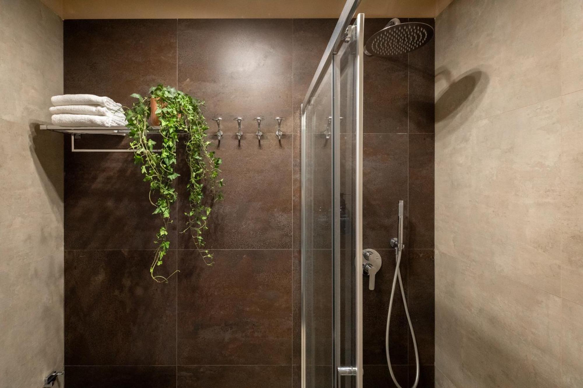 Heritage Miracle Suite Rome Bagian luar foto